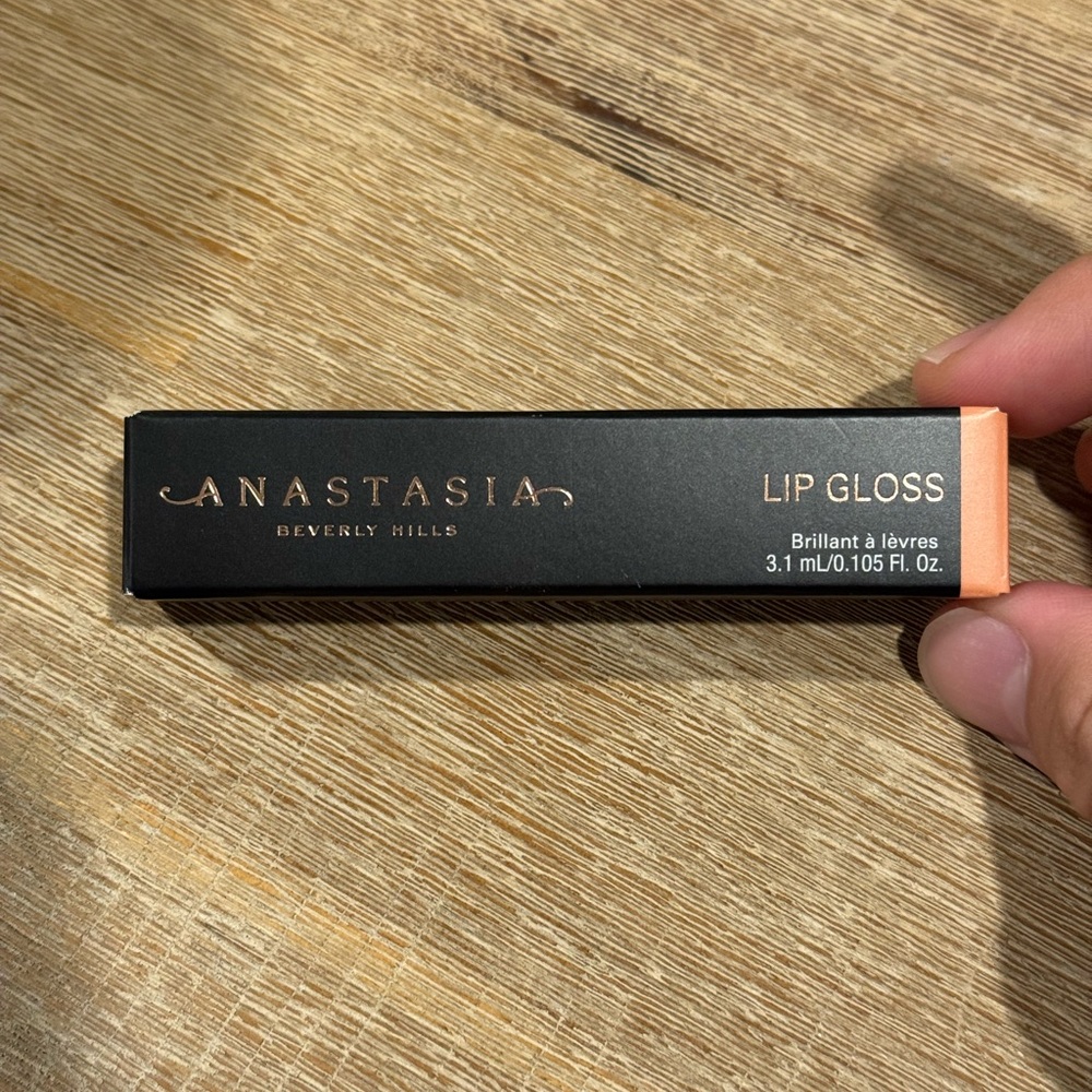 Anastasia Beverly hills lip gloss